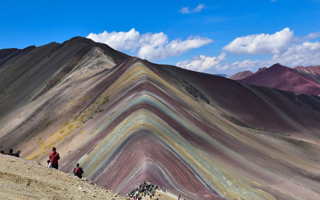 Vinicunca, czyli Tęczowa Góra w Peru – kolorowy skarb natury